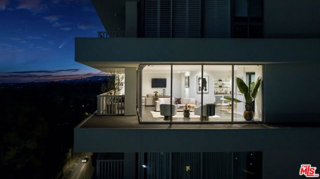 Details for 9255 Doheny Road 1006, West Hollywood, CA 90069