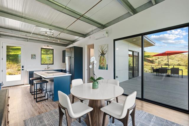 Detail Gallery Image 56 of 75 For 6937 Kellyn Ln, Vista,  CA 92084 - 4 Beds | 4/1 Baths