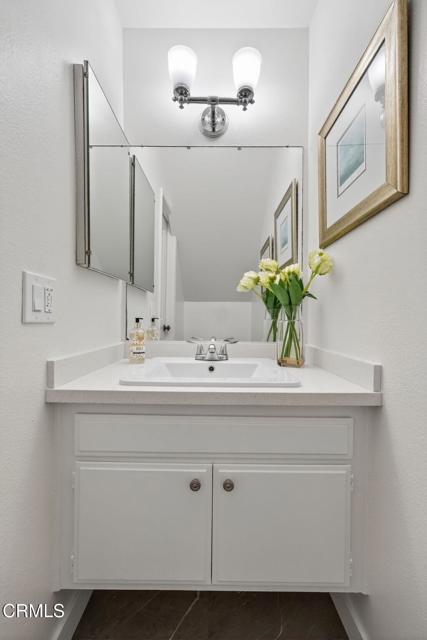 1628 Tapir Circle, Ventura CA: https://media.crmls.org/mediaz/8204cbd6-2e64-4f53-95e7-a207543c53d5.jpg