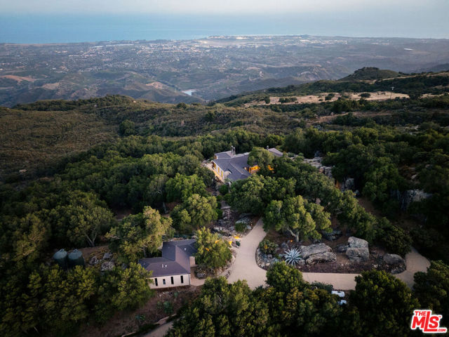 5651 W Camino Cielo, Santa Barbara CA: https://media.crmls.org/mediaz/82075f8f-1979-4178-9108-3de8ea878a1a.jpg