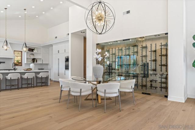 5758 Las Palomas, Rancho Santa Fe CA: https://media.crmls.org/mediaz/820760a8-25f3-4e15-a335-20e64ac6d984.jpg