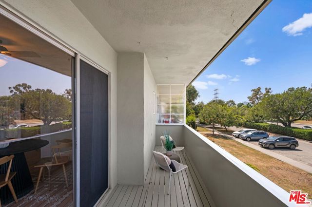 5443 1/2 Village, Los Angeles CA: https://media.crmls.org/mediaz/8207cde9-ccda-4dd0-800d-3a1ff8f81d6f.jpg