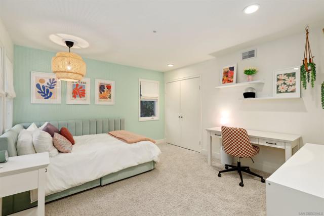 4525 27 Conrad Drive, La Mesa CA: https://media.crmls.org/mediaz/8207e081-5355-4c86-8f15-b7aa0f1b06b4.jpg