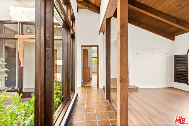 Drew Fenton | 3636 Malibu Country Drive Malibu CA | MLS: 7494351 Drew Fenton | 3636 Malibu Country Drive Malibu CA | MLS: 7494351