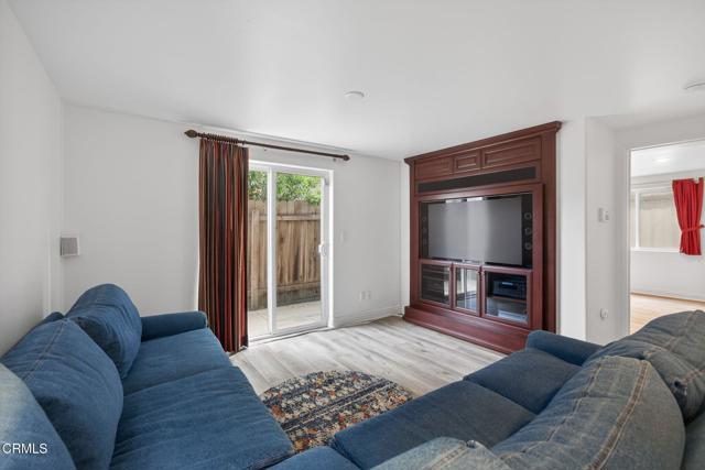 Detail Gallery Image 43 of 57 For 264 Hollywood Bld, Oxnard,  CA 93035 - 4 Beds | 3 Baths