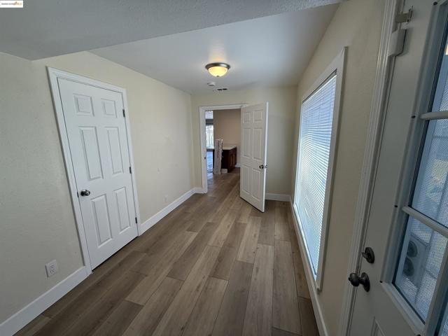 257 Smalley Ave, Hayward CA: https://media.crmls.org/mediaz/8208b942-c941-40d8-8f73-cceb020925bd.jpg