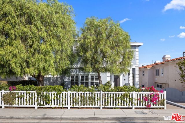 1913 Harriman Lane, Redondo Beach, California 90278, 4 Bedrooms Bedrooms, ,2 BathroomsBathrooms,Residential,Sold,Harriman,25609867 1913 Harriman Lane, Redondo Beach, California 90278, 4 Bedrooms Bedrooms, ,2 BathroomsBathrooms,Residential,Sold,Harriman,25609867