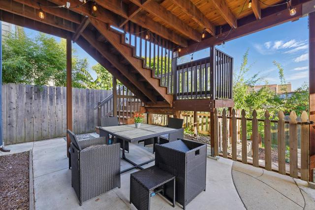 114 Garden Lane, Daly City CA: https://media.crmls.org/mediaz/82097574-4354-43b3-9d1d-f2e57cae35e5.jpg