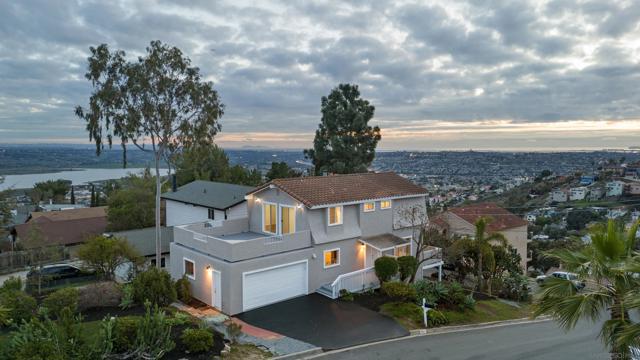 9811 Eucalyptus St, Spring Valley CA: https://media.crmls.org/mediaz/820aeb9c-e007-4ea3-a5bd-6307ded65ba0.jpg