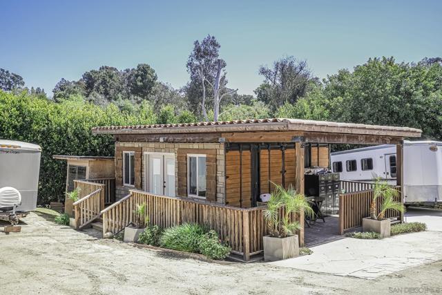 5305 La Crescenta, Rancho Santa Fe CA: https://media.crmls.org/mediaz/820bbbb0-e6b0-4501-8ac9-175ef416187a.jpg