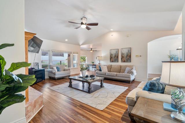313 Taryn Court, Hollister CA: https://media.crmls.org/mediaz/820cdf97-1620-4ffa-a1ab-77a5a254055c.jpg