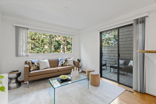 2146 Sand Hill Road, Menlo Park CA: https://media.crmls.org/mediaz/820e188b-d3bf-458a-b4e7-0d98a623021b.jpg