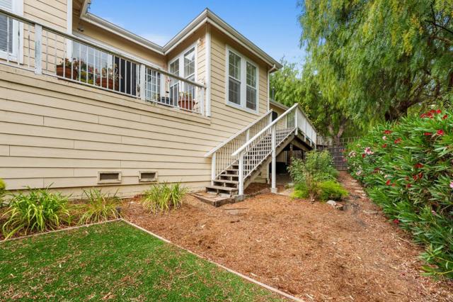 376 Sterling Way, San Rafael CA: https://media.crmls.org/mediaz/820f4426-c257-4bb9-b82b-2886effeb222.jpg