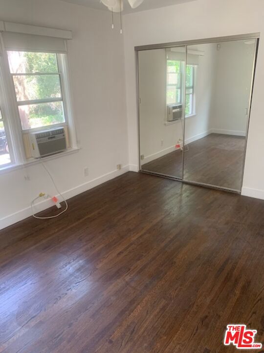 312 S Reeves Drive, Beverly Hills CA: https://media.crmls.org/mediaz/8210ffd3-f521-4c99-9189-585552832c46.jpg