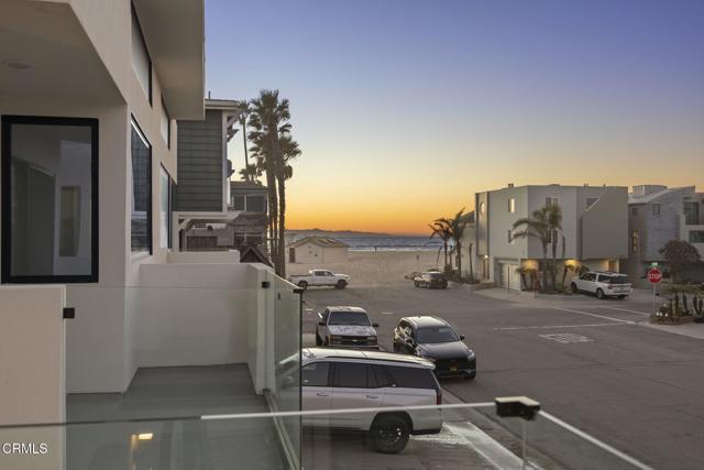 Detail Gallery Image 2 of 40 For 116 La Brea St, Oxnard,  CA 93035 - 2 Beds | 2 Baths