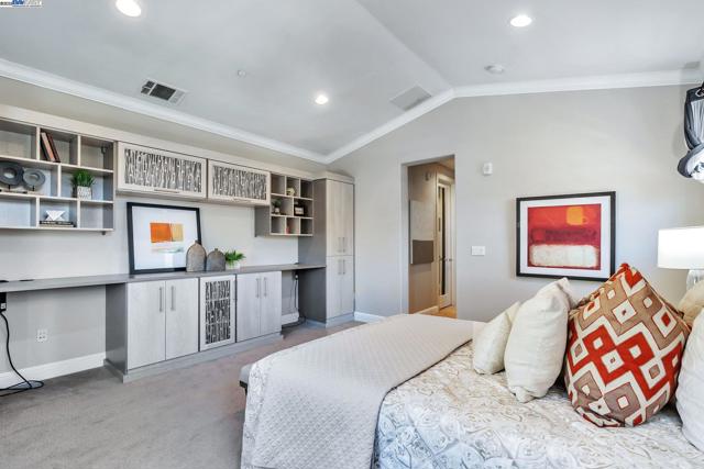 1038 S Monarch, San Ramon CA: https://media.crmls.org/mediaz/82127147-18b8-4ad3-99e6-e83120e896c9.jpg
