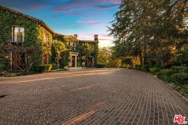 Drew Fenton | 1550 Amalfi Drive Pacific Palisades CA | MLS: 7401931