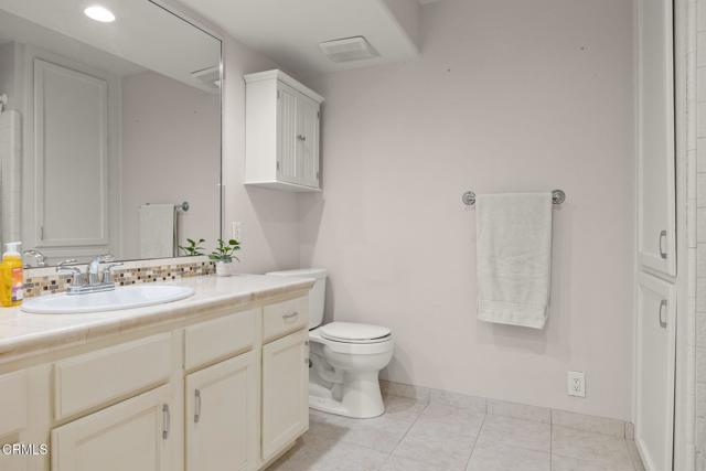 Detail Gallery Image 26 of 44 For 5125 Wooley Rd #5,  Oxnard,  CA 93035 - 2 Beds | 2 Baths