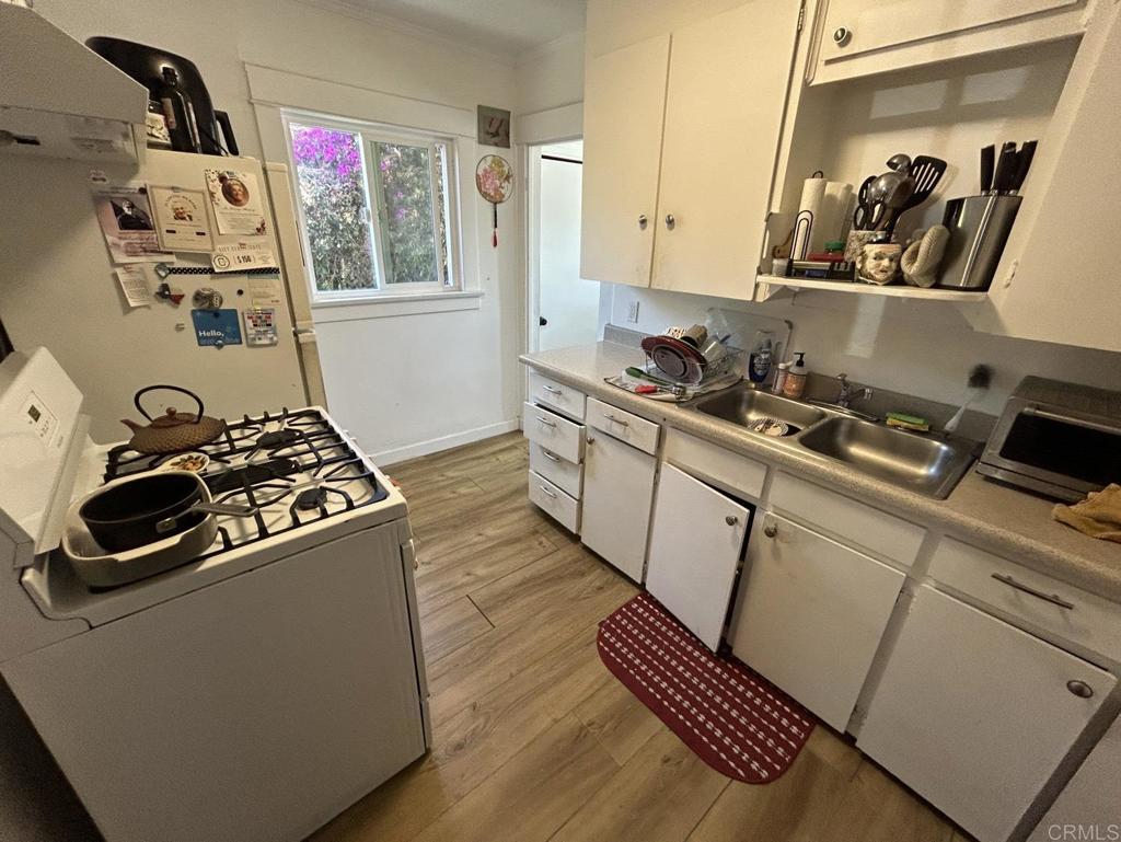 3851 42nd Street - photo 5
