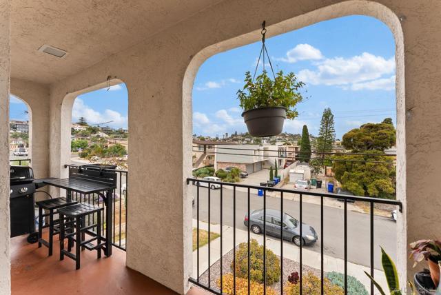 3111 Ingelow St., San Diego CA: https://media.crmls.org/mediaz/821572d0-b193-455e-8ca5-7f90e5d2bf27.jpg