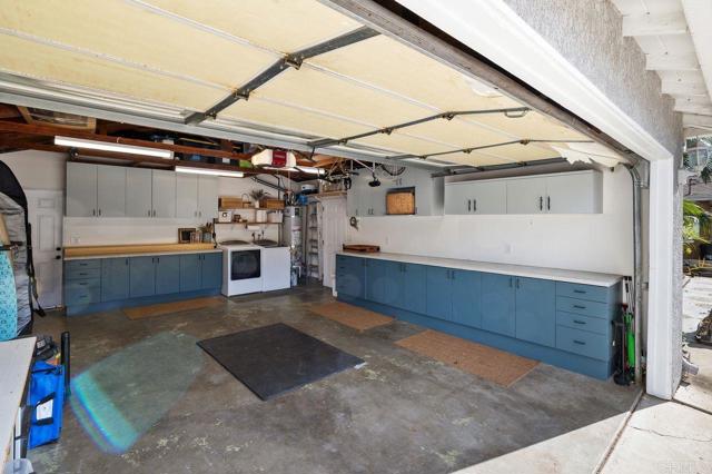 Detail Gallery Image 32 of 45 For 6849 Ballinger Ave, San Diego,  CA 92119 - 3 Beds | 2 Baths