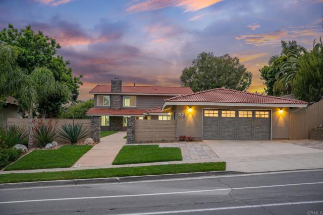 Detail Gallery Image 3 of 28 For 325 Santa Helena Dr, Solana Beach,  CA 92075 - 6 Beds | 4 Baths