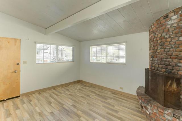 411 7th Street, Pacific Grove CA: https://media.crmls.org/mediaz/8217de08-92e4-42e6-ac9f-6e7368691647.jpg