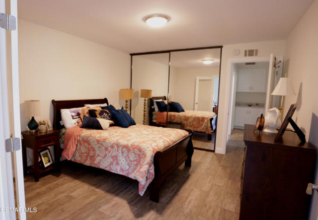 35205 Village 35, Camarillo CA: https://media.crmls.org/mediaz/8217fd72-39c2-4cde-8b08-6fed9af6ceb9.jpg