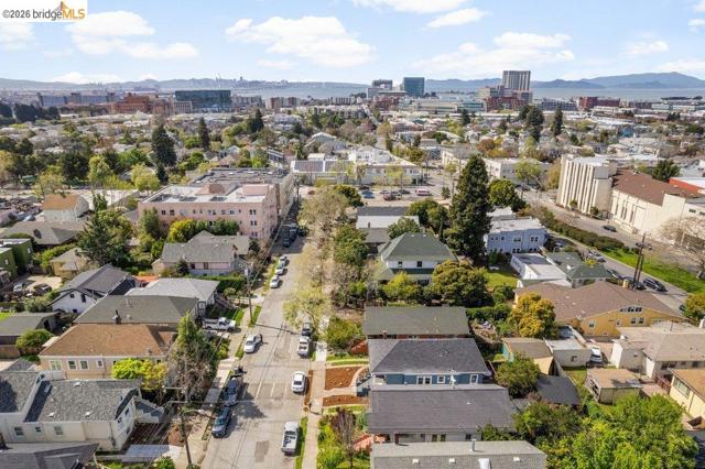 Image 49 of 52 For 1072 57th St