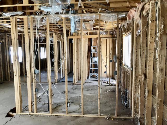 46618 Madison Street, Indio CA: https://media.crmls.org/mediaz/8218d316-7188-4a23-8907-b313122d586f.jpg