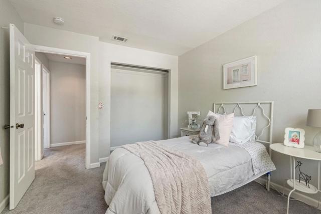 2610 Meadow Brook Lane, Tracy CA: https://media.crmls.org/mediaz/82198b2a-cda2-4f0e-ba21-a489a4dff53a.jpg