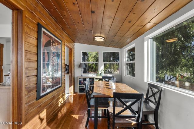 5429 Fairview Place, Agoura Hills CA: https://media.crmls.org/mediaz/82198de5-8c4d-4c54-9795-0a2bd6d5dd62.jpg