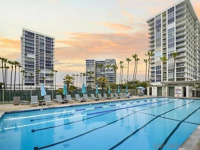 0 1750 Avenida Del Mundo, Coronado CA: https://media.crmls.org/mediaz/821a5a07-1804-4b2b-963c-2403aa83d2d6.jpg