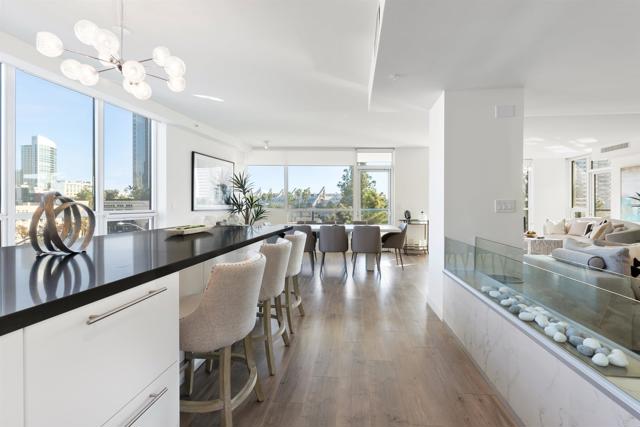 Detail Gallery Image 21 of 56 For 510 1st Ave #402,  San Diego,  CA 92101 - 4 Beds | 4 Baths