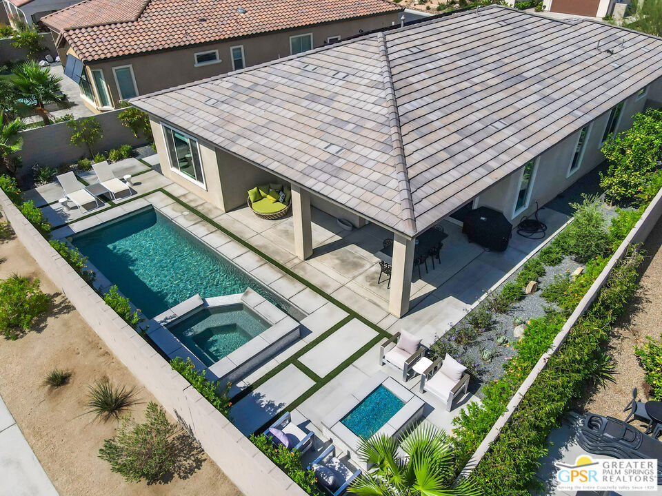 MLS #25583301PS image #1