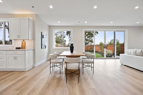 575 Seymour Street, Half Moon Bay CA: https://media.crmls.org/mediaz/821ce304-504e-4843-84eb-ee715763a11b.jpg