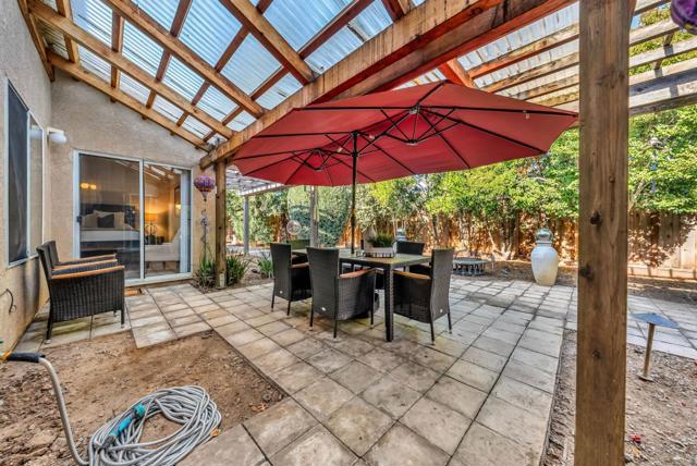 6370 Raspberry Court, Gilroy CA: https://media.crmls.org/mediaz/821d6864-b4ab-4852-b089-8e1fc64d1e41.jpg