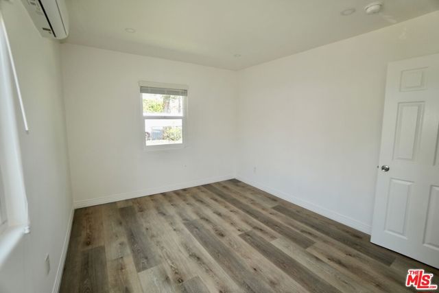 5216 Navarro Street, Los Angeles CA: https://media.crmls.org/mediaz/821e825a-1037-4074-a71b-6d2d69b77c9a.jpg