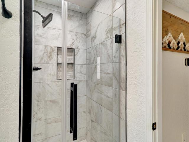 171 Winterhaven Circle, Palm Desert CA: https://media.crmls.org/mediaz/821f19e7-f2e2-44a3-862a-bfddfd34c3d4.jpg