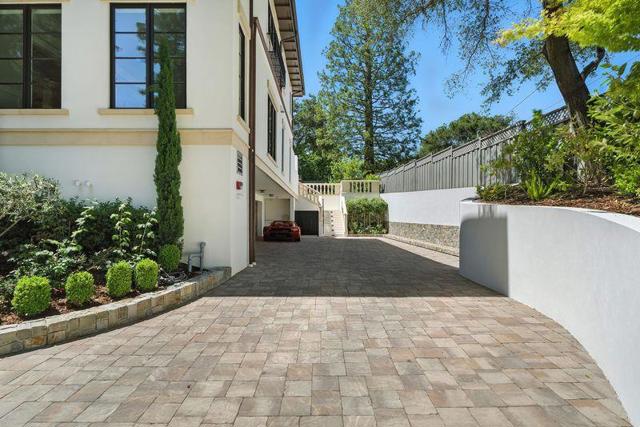 830 Bromfield Road, San Mateo CA: https://media.crmls.org/mediaz/821f44a5-1add-43f6-8fc6-7167617e0450.jpg