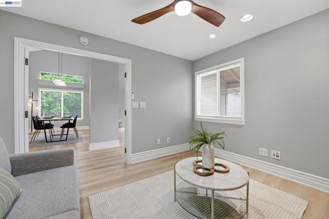 1782 Whitecliff Way, Walnut Creek CA: https://media.crmls.org/mediaz/821fd998-39b7-476f-86c8-12de8562fe04.jpg