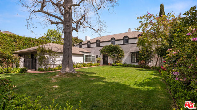 850 Birchwood Drive, Los Angeles CA: https://media.crmls.org/mediaz/822313c0-a7e4-4b31-8594-2567a2f655d3.jpg