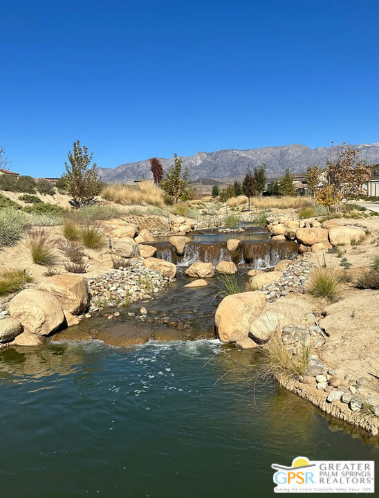 5688 California Circle, Banning CA: https://media.crmls.org/mediaz/8223275f-c617-4848-a8da-7cb66cf04f23.jpg