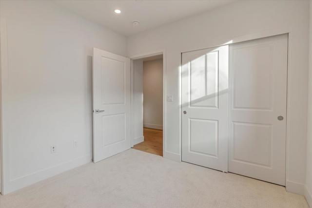 200 Oak Circle, Walnut Creek CA: https://media.crmls.org/mediaz/8223a202-a411-41e5-83bd-a6eef1830198.jpg