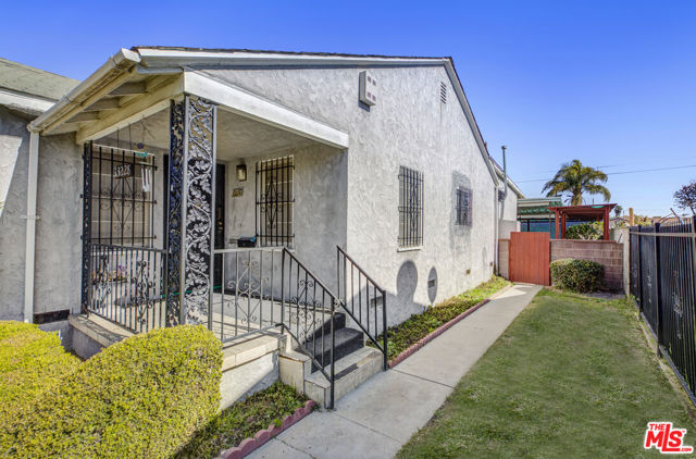 Image 3 for 13228 Mettler Ave, Los Angeles, CA 90061