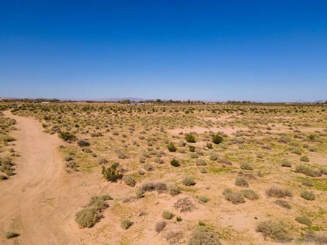 0 Radome RD, Newberry Springs CA: https://media.crmls.org/mediaz/8225ef21-93bb-4783-bb02-32850a1daa3a.jpg