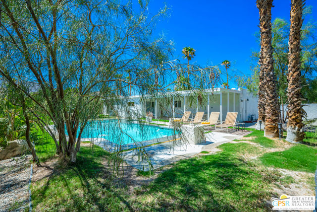 2405 Francis Drive, Palm Springs, California 92262, 3 Bedrooms Bedrooms, ,Single Family Residence,For Sale,Francis,24429179