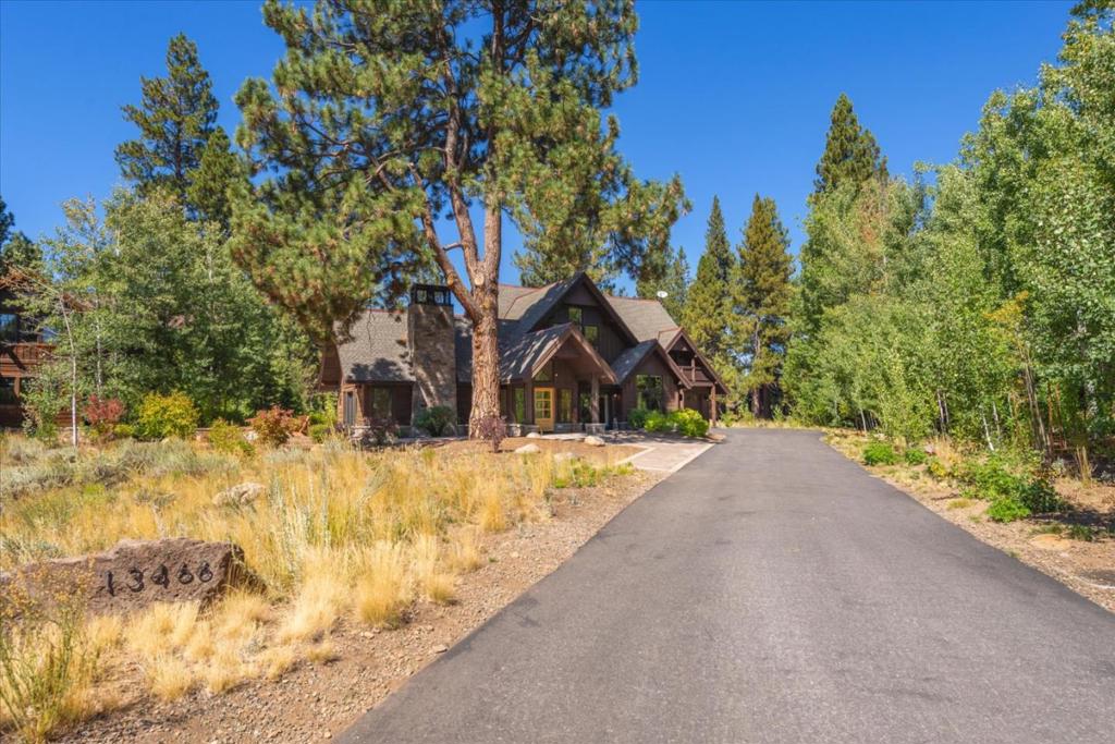 82271D6F 6377 4137 B463 Edbe9F4Ac72A 13466 Fairway Drive, Truckee, Ca 96161 &Lt;Span Style='BackgroundColor:transparent;Padding:0Px;'&Gt; &Lt;Small&Gt; &Lt;I&Gt; &Lt;/I&Gt; &Lt;/Small&Gt;&Lt;/Span&Gt;