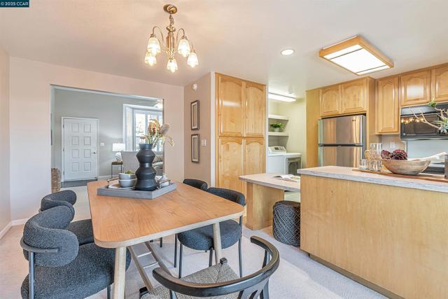 812 Royal Ann Ln, Concord CA: https://media.crmls.org/mediaz/82274bf2-44fa-48e0-bb98-1ada4d74c0b4.jpg