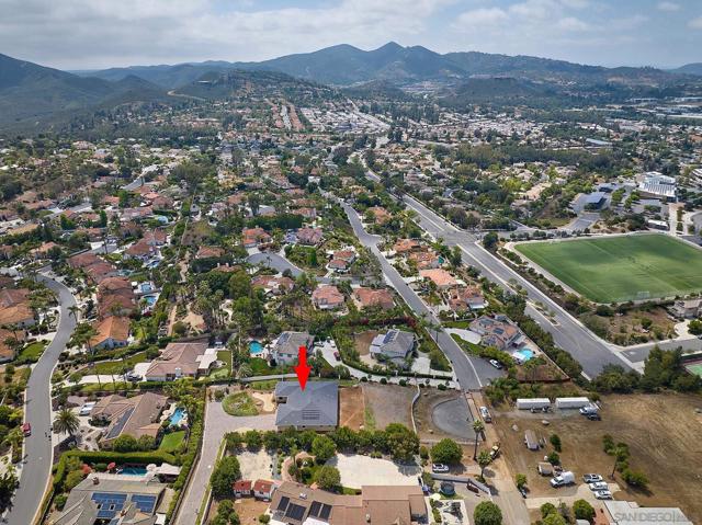 1755 Calle Catalina, Escondido CA: https://media.crmls.org/mediaz/82278b8e-e9f7-4faa-bd33-3eb6b0039323.jpg